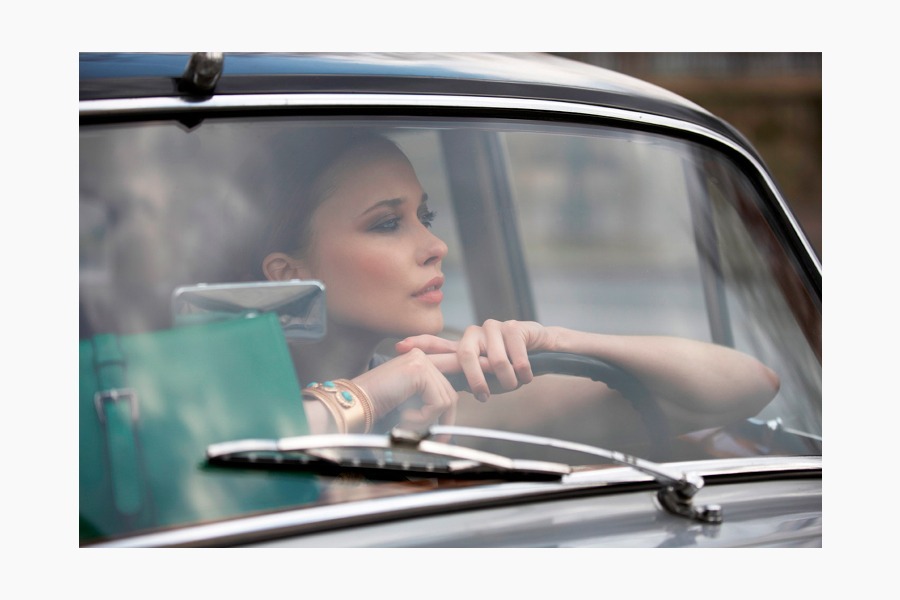 "L'attente" Photographie Mode de Jean Christophe Lagarde en couleur.