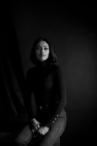 Portrait studio en noir et blanc par Jean Christophe Lagarde photographe | Jean Christophe Lagarde Photographe professionnel à Paris Portrait studio en noir et blanc par Jean Christophe Lagarde photographe